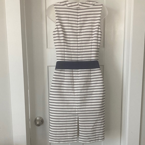 Navy and White Striped Sleeveless Midi Dress 👗,size-4P,  lined,  belted - Picture 6 of 12